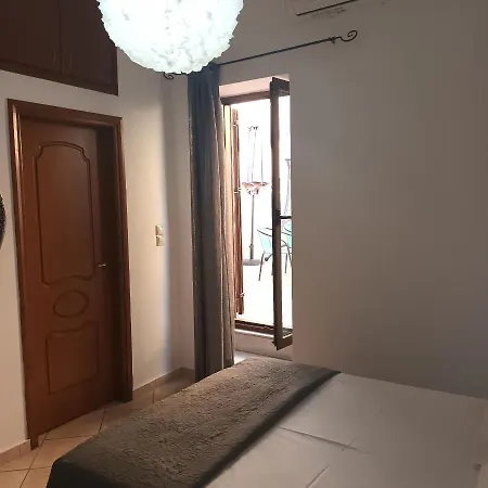 Estrella Apartment *