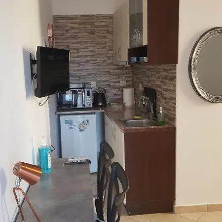 Estrella Apartment *