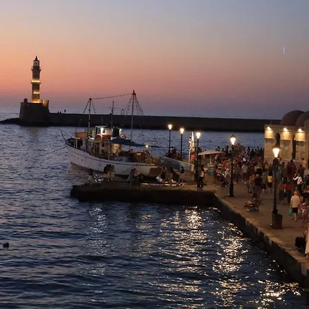 Estrella Apartment *