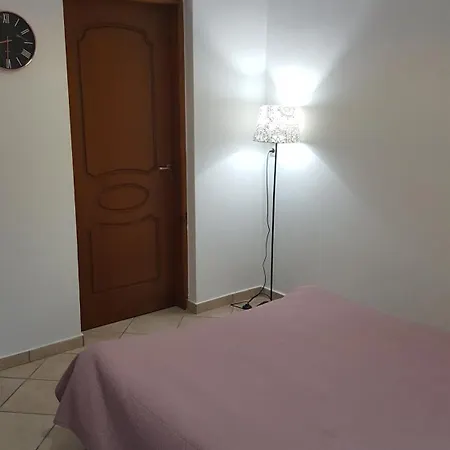 Estrella 公寓 干尼亞