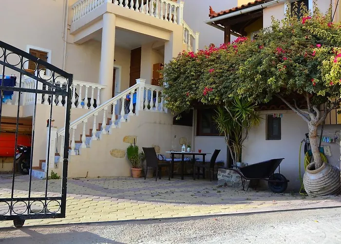 Estrella * Chania (Crete)